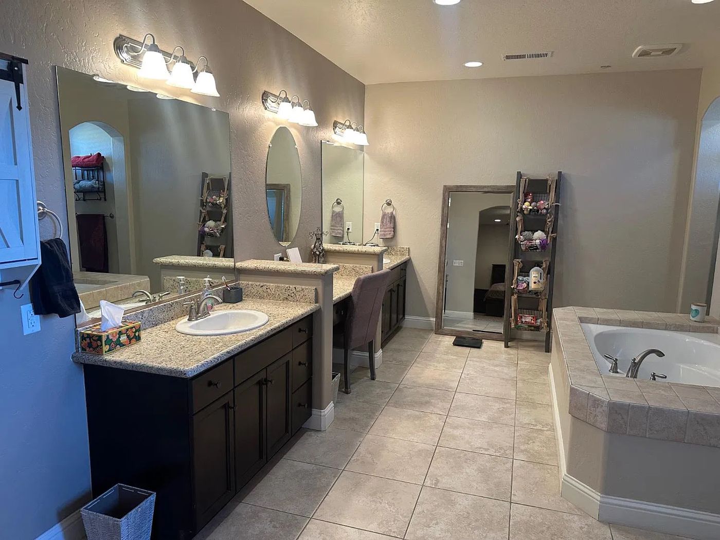 Primary bath with dual vanities and soaking tub